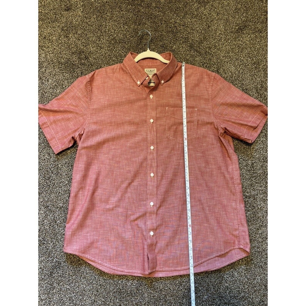 L.L. Bean Men's Short-Sleeve Button-Down Shirt in Rust